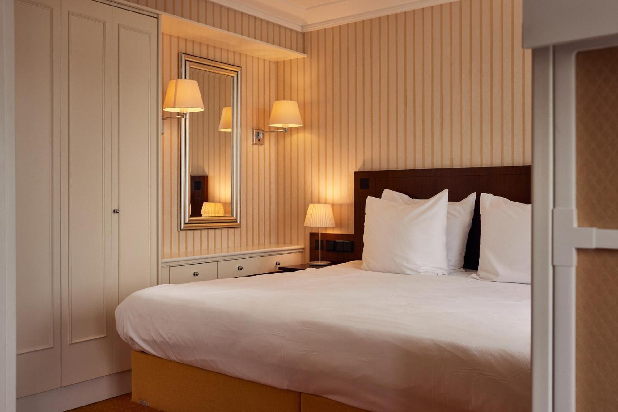 Der Valk Palace Hotel 4*