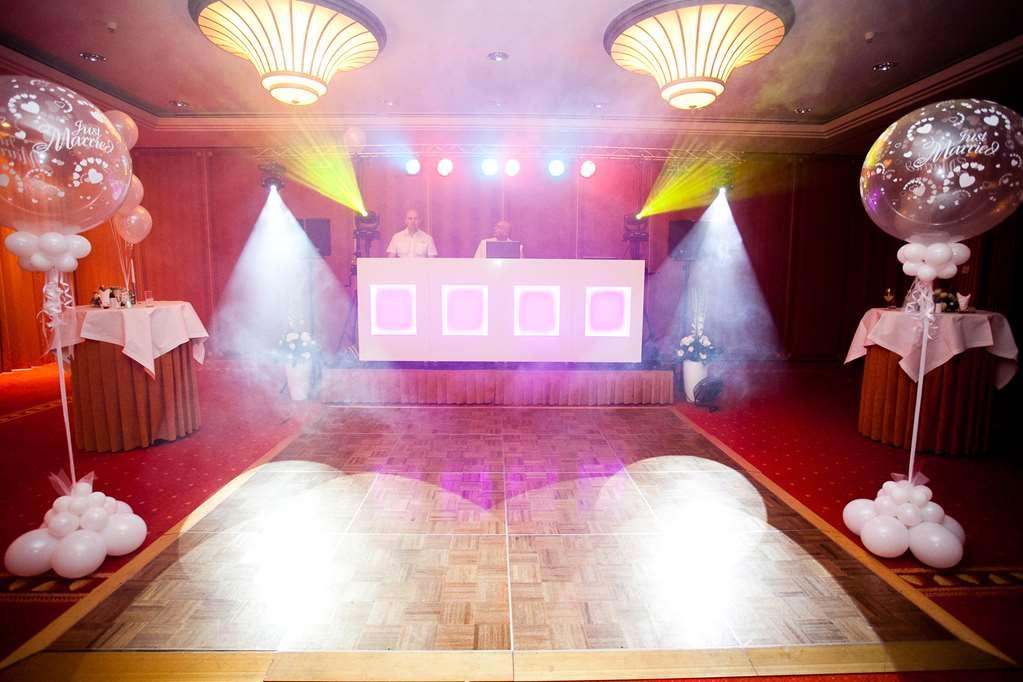 Der Valk Palace Hotel