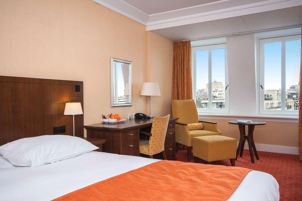 Hotel Der Valk Palace 4*